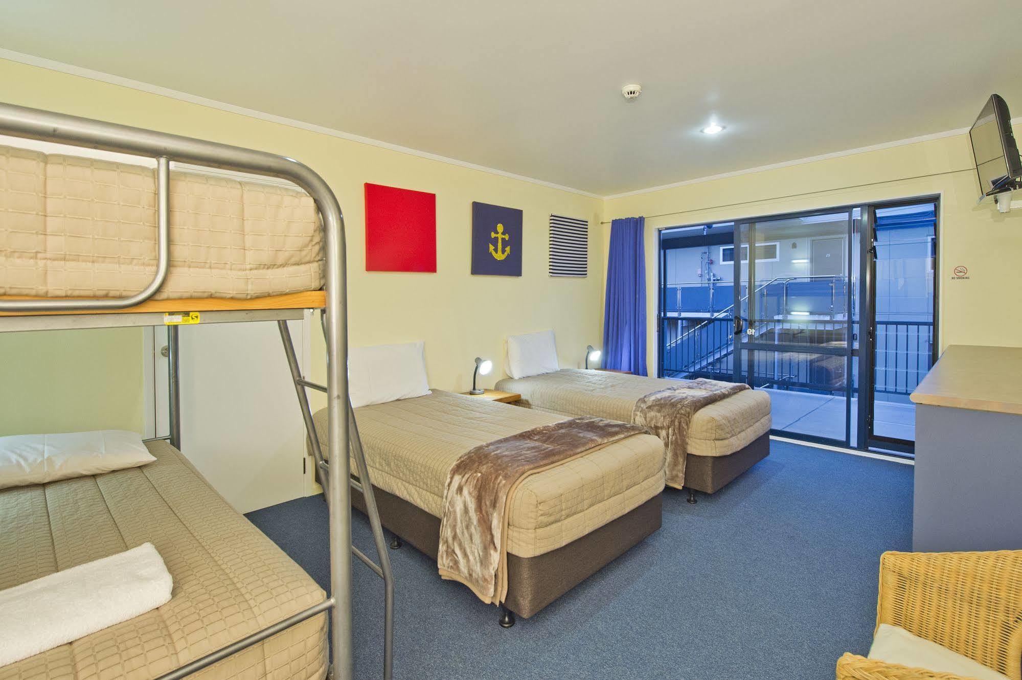 Saltwater Lodge Backpackers Paihia Esterno foto